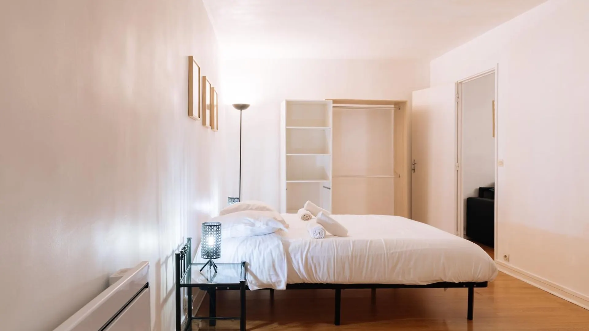 Daire Contemporary 1bd Saint Lazare! *